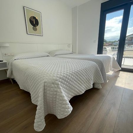 Hostal Montevideo Beachfront Nigran Exterior photo