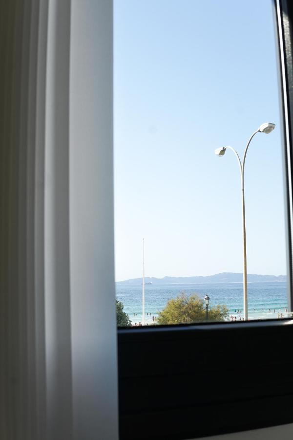 Hostal Montevideo Beachfront Nigran Exterior photo