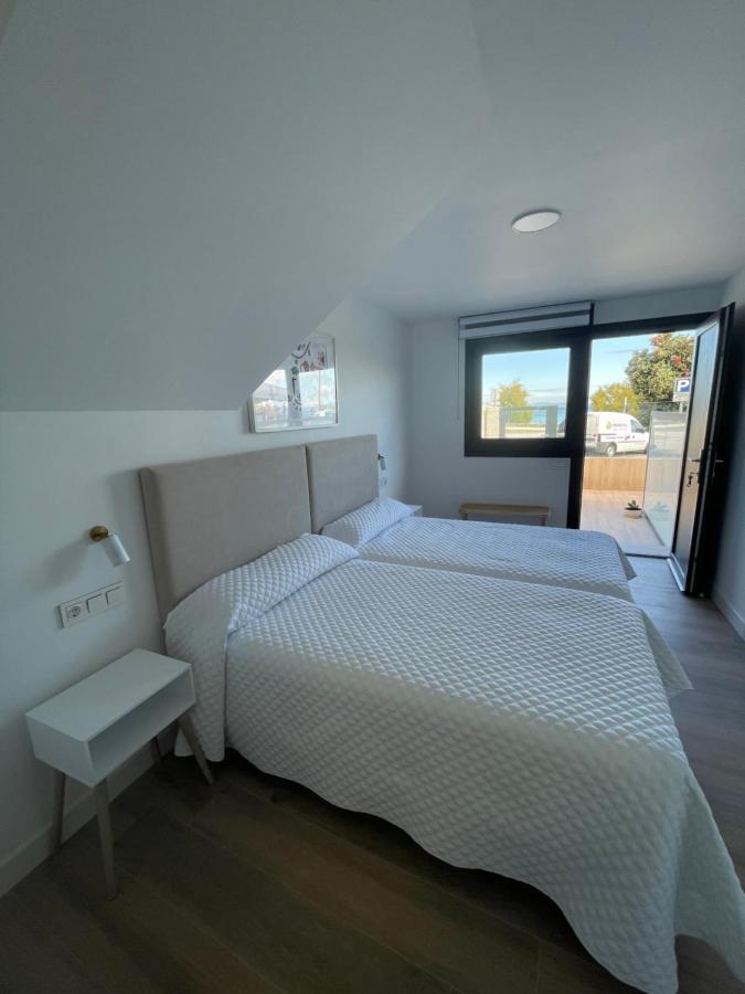 Hostal Montevideo Beachfront Nigran Exterior photo