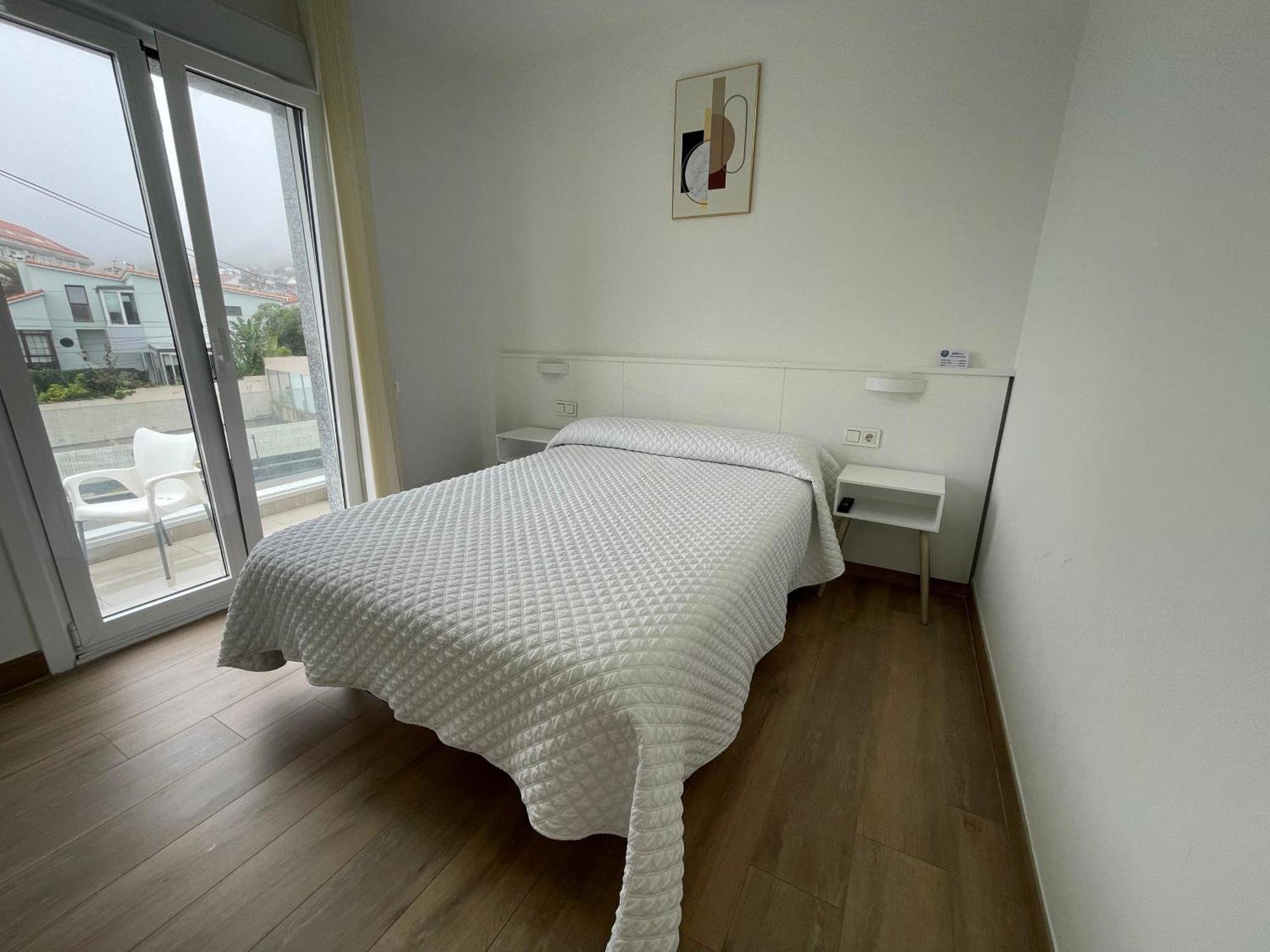 Hostal Montevideo Beachfront Nigran Exterior photo
